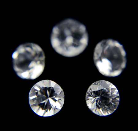 人工ダイヤモンドの写真画像